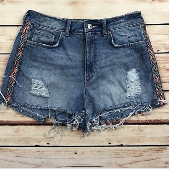 H&M Pants - H&M Coachella Cut Off Hippie Denim Boho Shorts A18